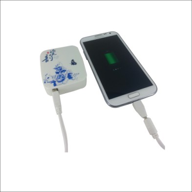 青花瓷款USB流动充电器套装(移动电源)6000 mAh